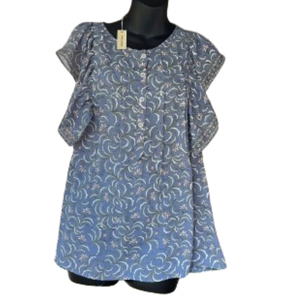 Max Studio NWT MED Flutter sleeve button up blouse